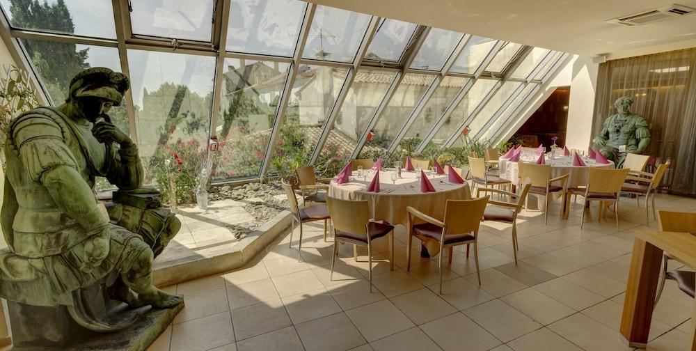 Hotel Atrium Arles Centre Ngoại thất bức ảnh