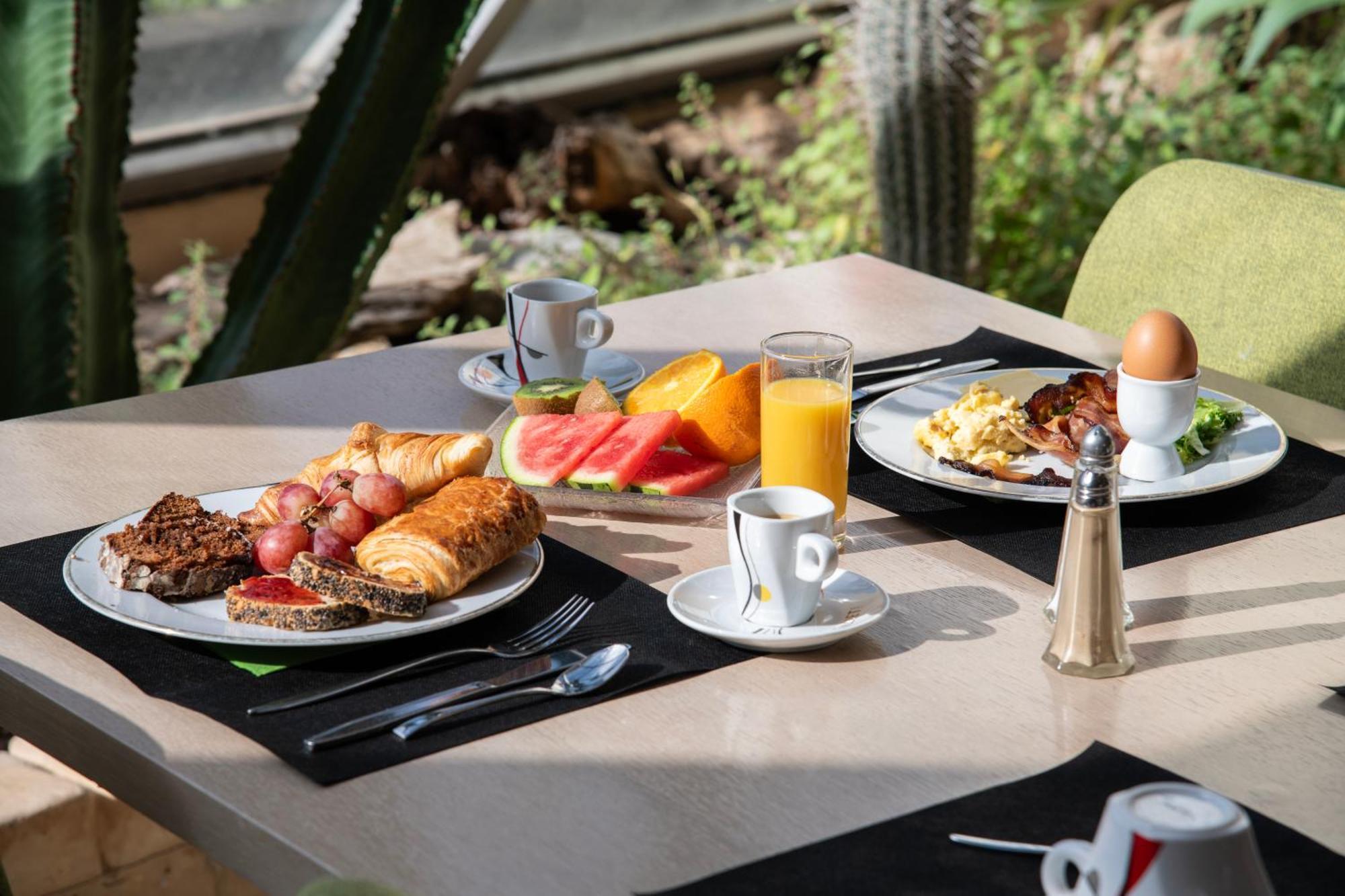 Hotel Atrium Arles Centre Ngoại thất bức ảnh